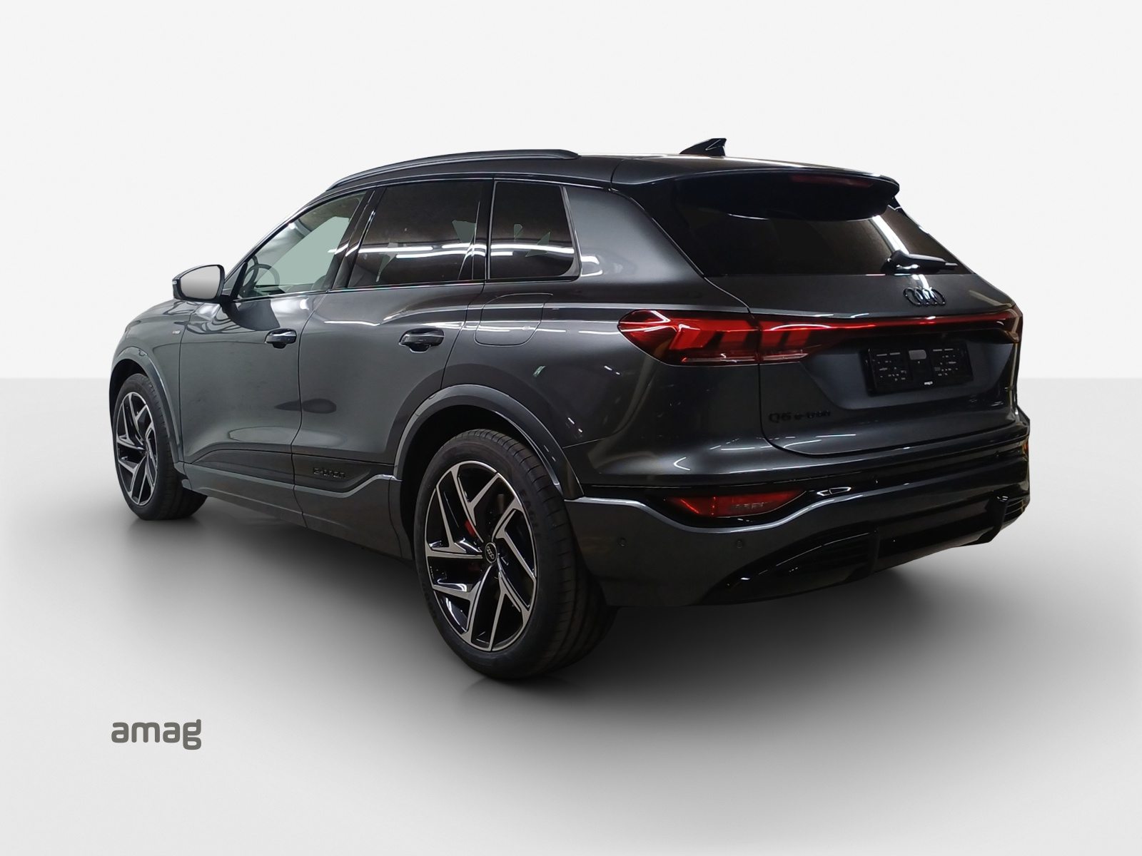 AUDI Q6 SUV e-tron quattro, Electric, Ex-demonstrator, Automatic - 3