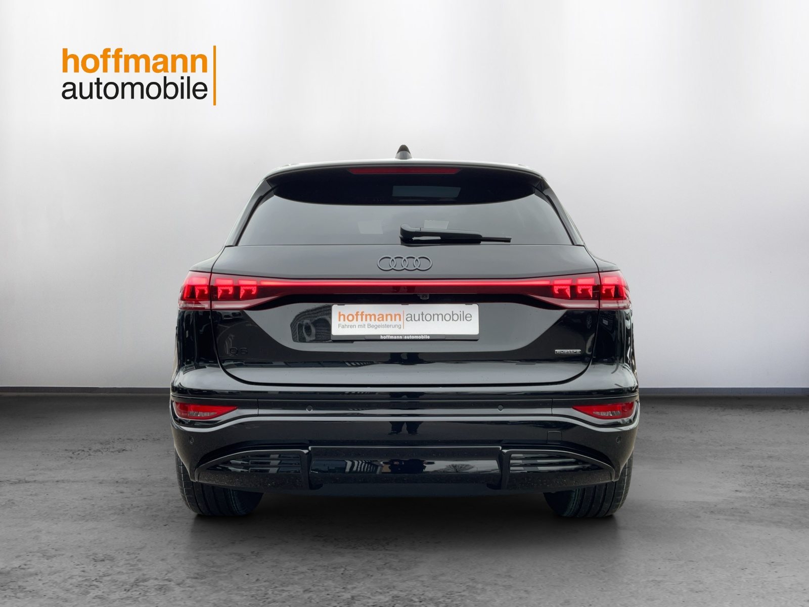 AUDI Q6 SUV e-tron quattro, Electric, New car, Automatic - 5