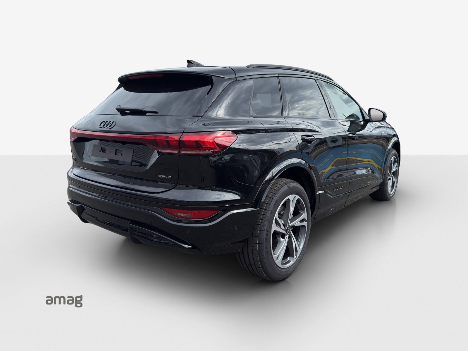 AUDI Q6 SUV e-tron quattro, Electric, Ex-demonstrator, Automatic - 5