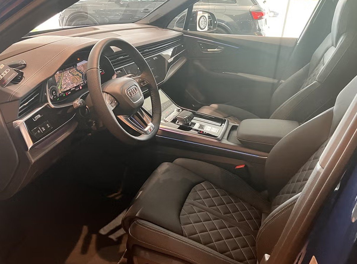 AUDI Q7 SUV TFSI e quattro 360 kW S line tiptronic, Hybride Rechargeable Essence/Électricité, Voiture nouvelle, Automatique - 4