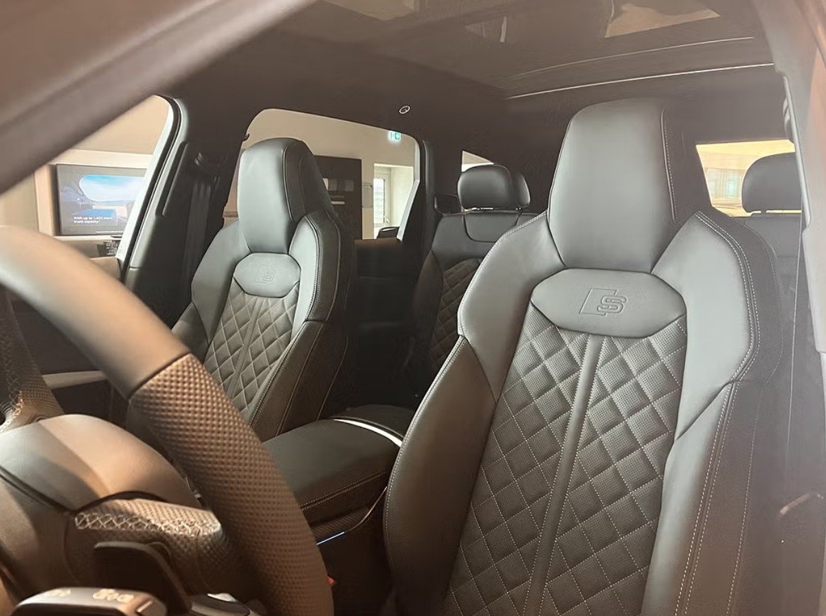 AUDI Q7 SUV TFSI e quattro 360 kW S line tiptronic, Hybride Rechargeable Essence/Électricité, Voiture nouvelle, Automatique - 5