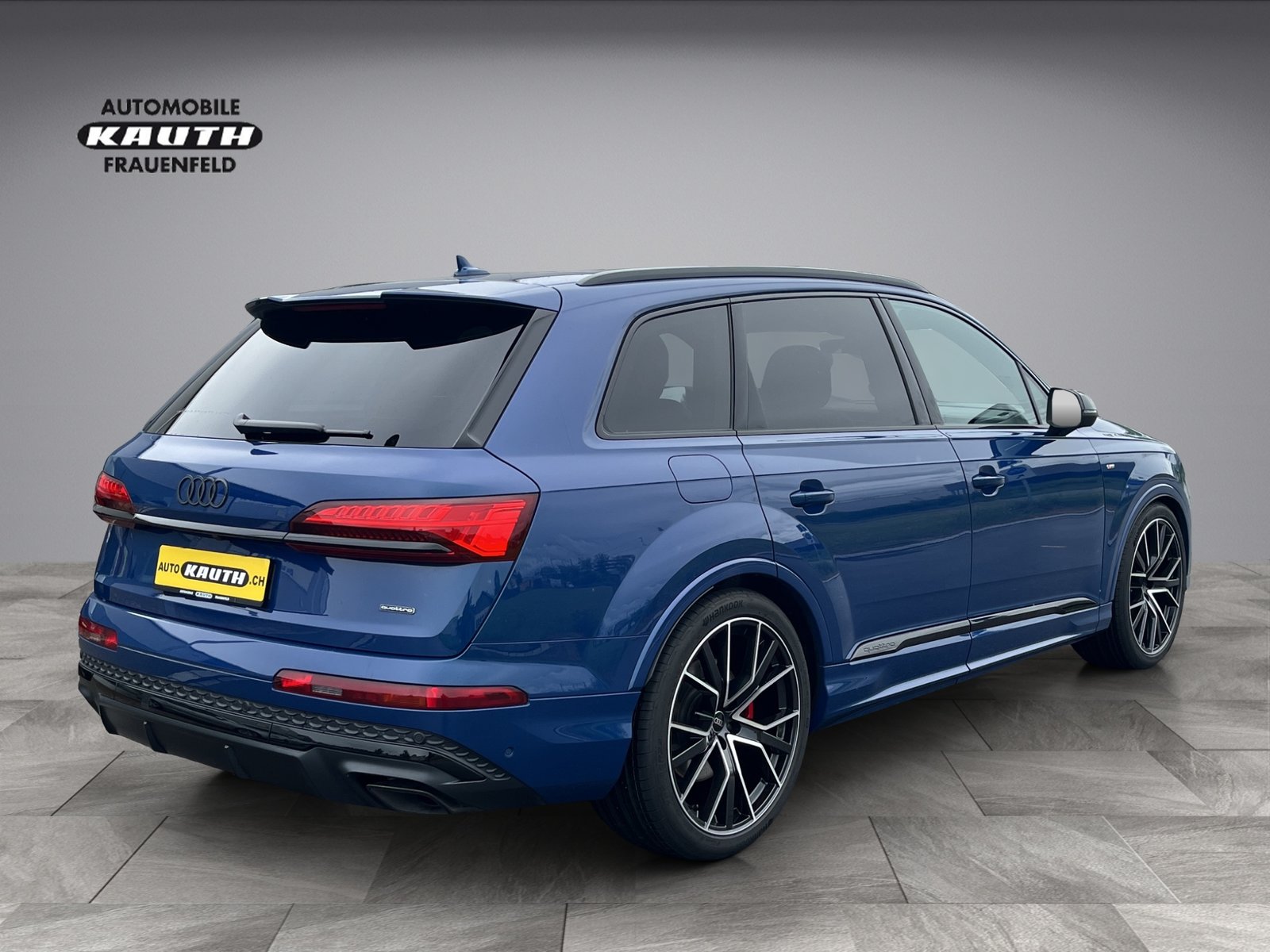 AUDI Q7 SUV TFSI qu. 250 kW S line tiptr. *7-Plätzer, 22Alu, Petrol, Second hand / Used, Automatic - 6