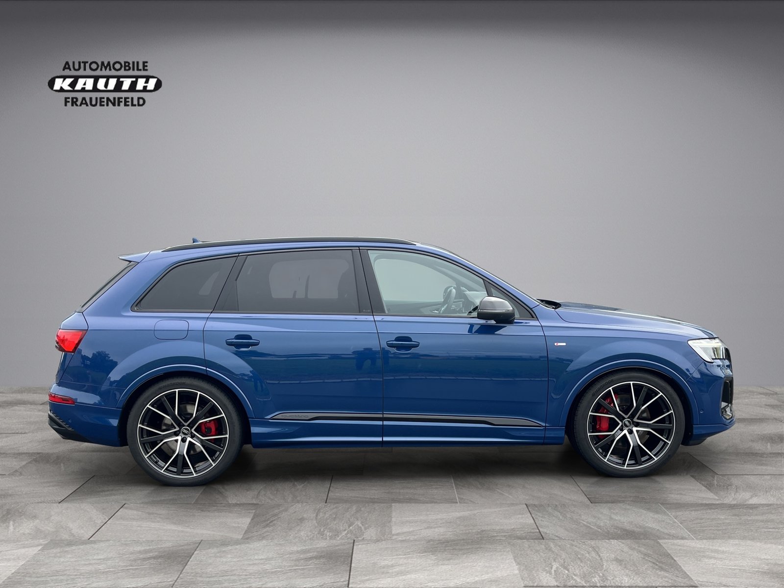 AUDI Q7 SUV TFSI qu. 250 kW S line tiptr. *7-Plätzer, 22Alu, Petrol, Second hand / Used, Automatic - 7