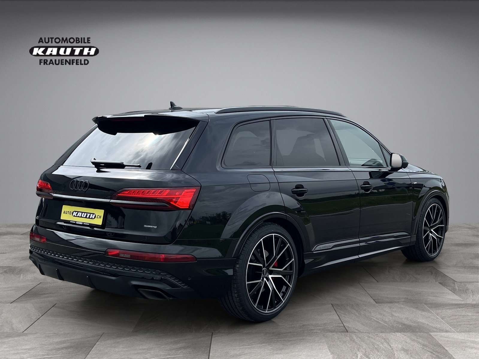 AUDI Q7 SUV TFSI quattro 250 kW S line tiptr.*S-Sportsitze P, Petrol, Second hand / Used, Automatic - 6