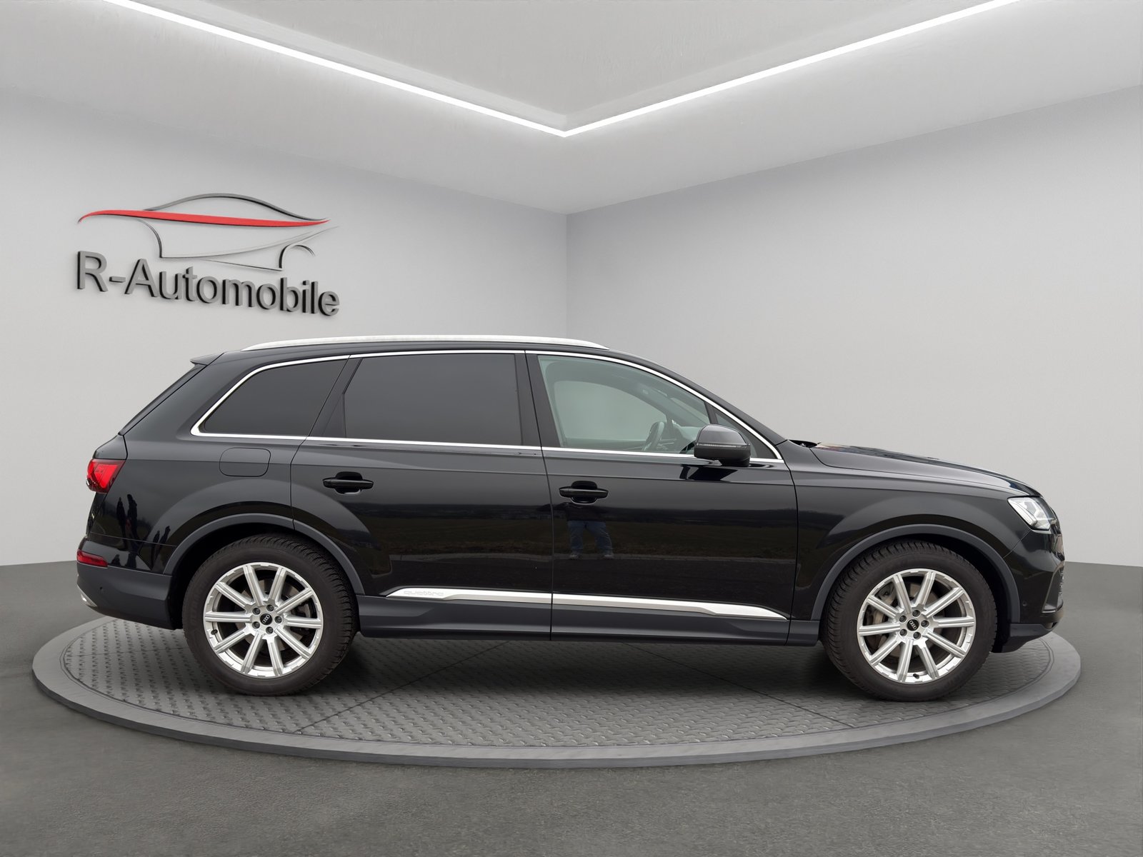 AUDI Q7 55 TFSI quattro tiptronic, Mild-Hybrid Benzin/Elektro, Occasion / Gebraucht, Automatik - 6