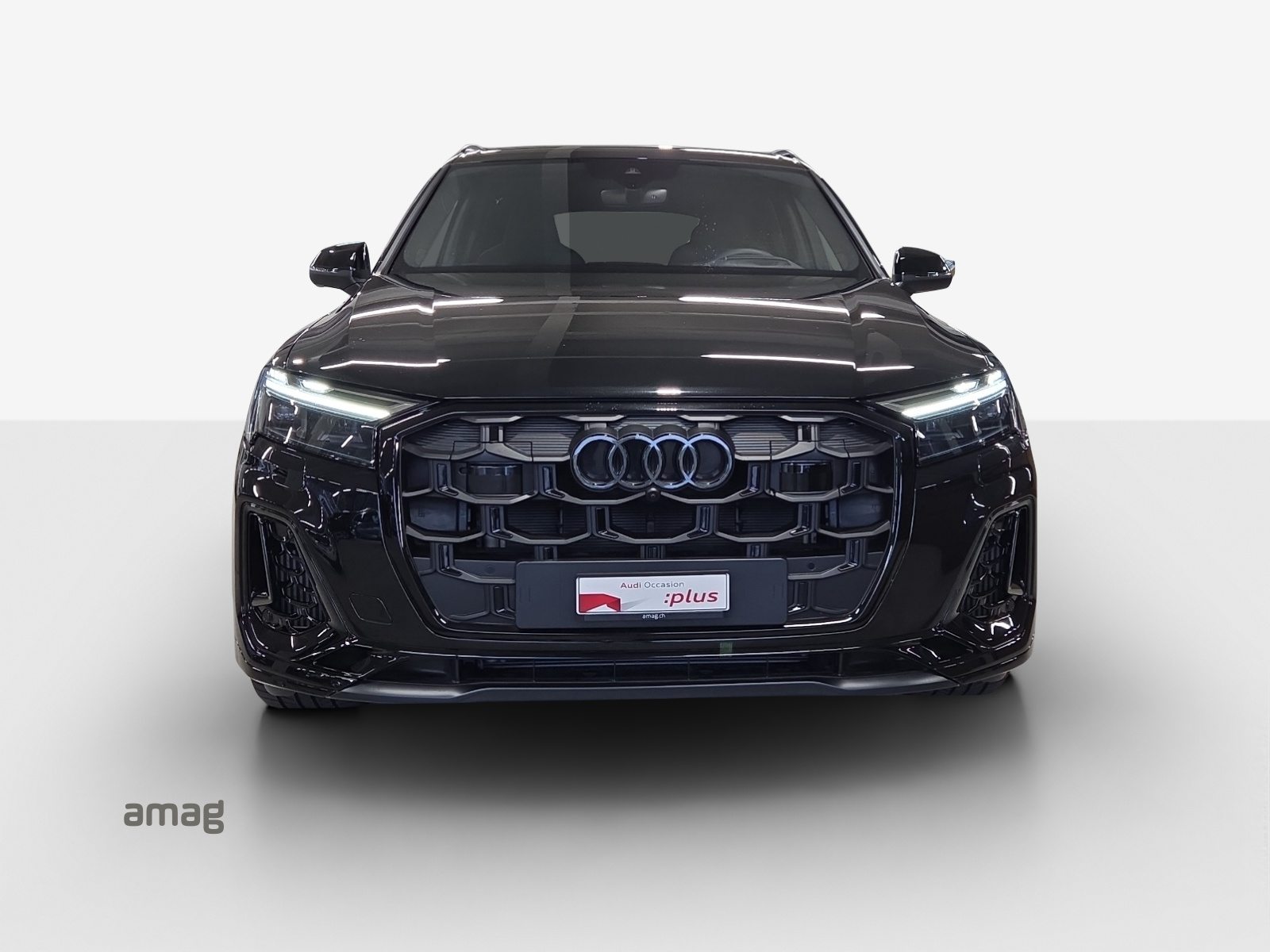 AUDI Q7 SUV 55 TFSI e S line, Full-Hybrid Petrol/Electric, Second hand / Used, Automatic - 7