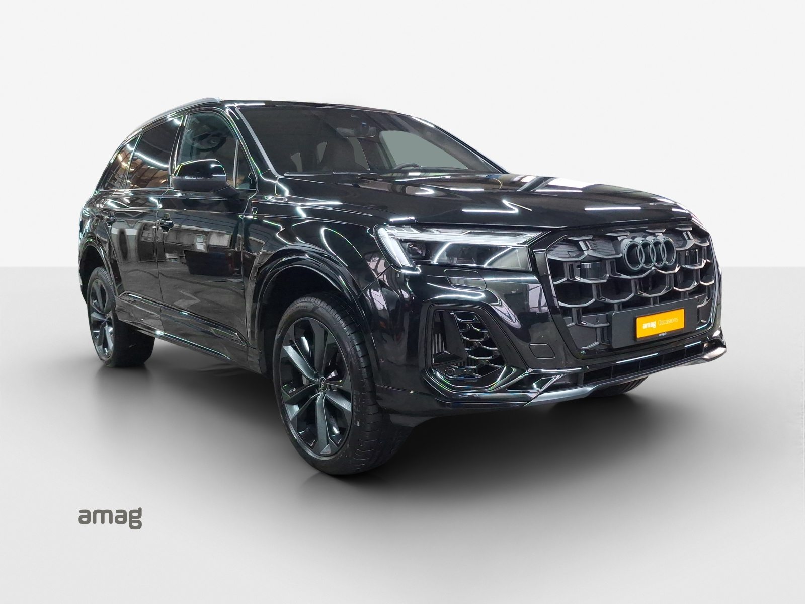 AUDI Q7 SUV 55 TFSI e S line, Full-Hybrid Petrol/Electric, Second hand / Used, Automatic - 7