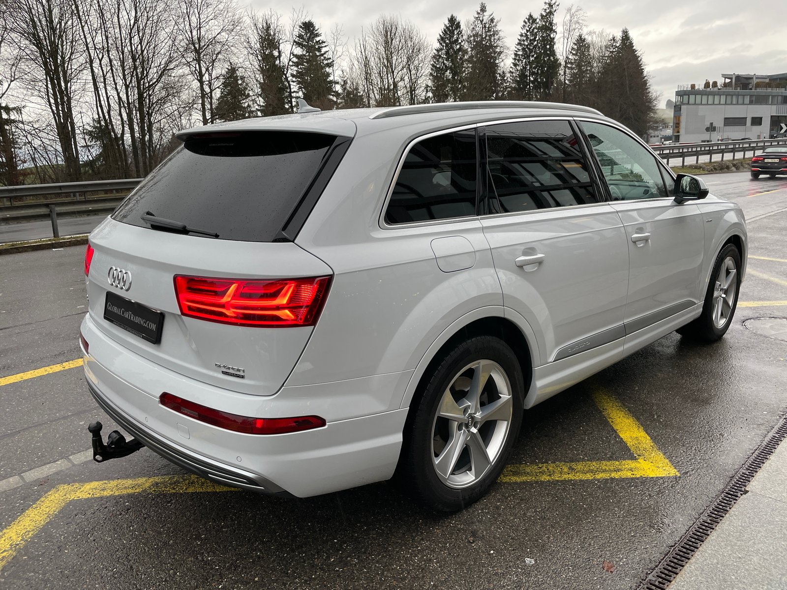 AUDI Q7 e-tron 3.0 TDI quattro tiptronic, Plug-in-Hybrid Diesel/Electric, Second hand / Used, Automatic - 5