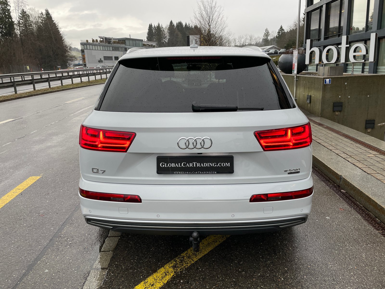 AUDI Q7 e-tron 3.0 TDI quattro tiptronic, Plug-in-Hybrid Diesel/Electric, Second hand / Used, Automatic - 6