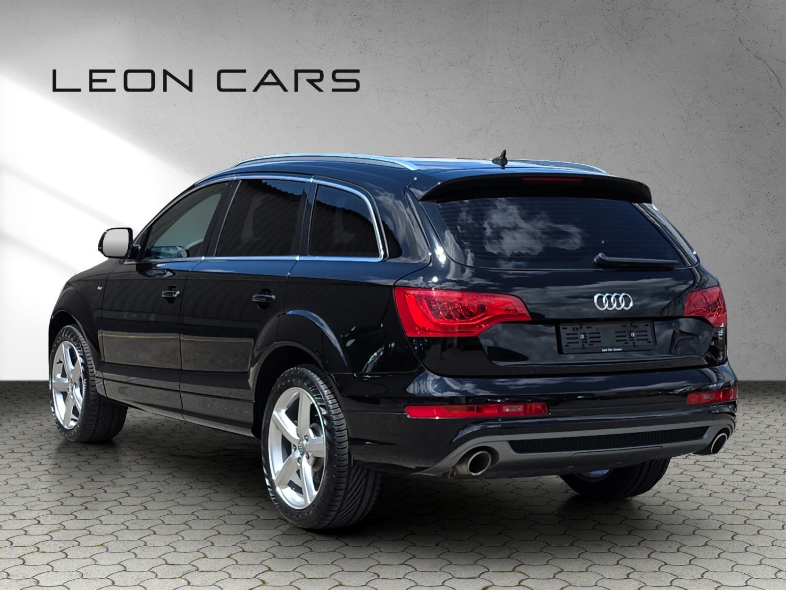 AUDI Q7 3.0 TDI S-Line quattro tiptronic Luftfederung 7-Sitz, Diesel, Second hand / Used, Automatic - 7