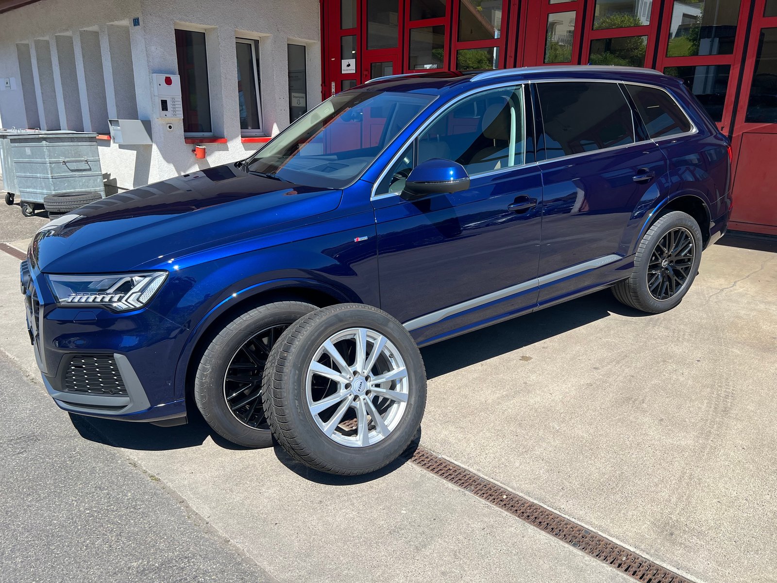 AUDI Q7 50 TDI quattro S Line // Luftfederung // Matrix // H, Diesel, Occasion / Utilisé, Automatique - 2