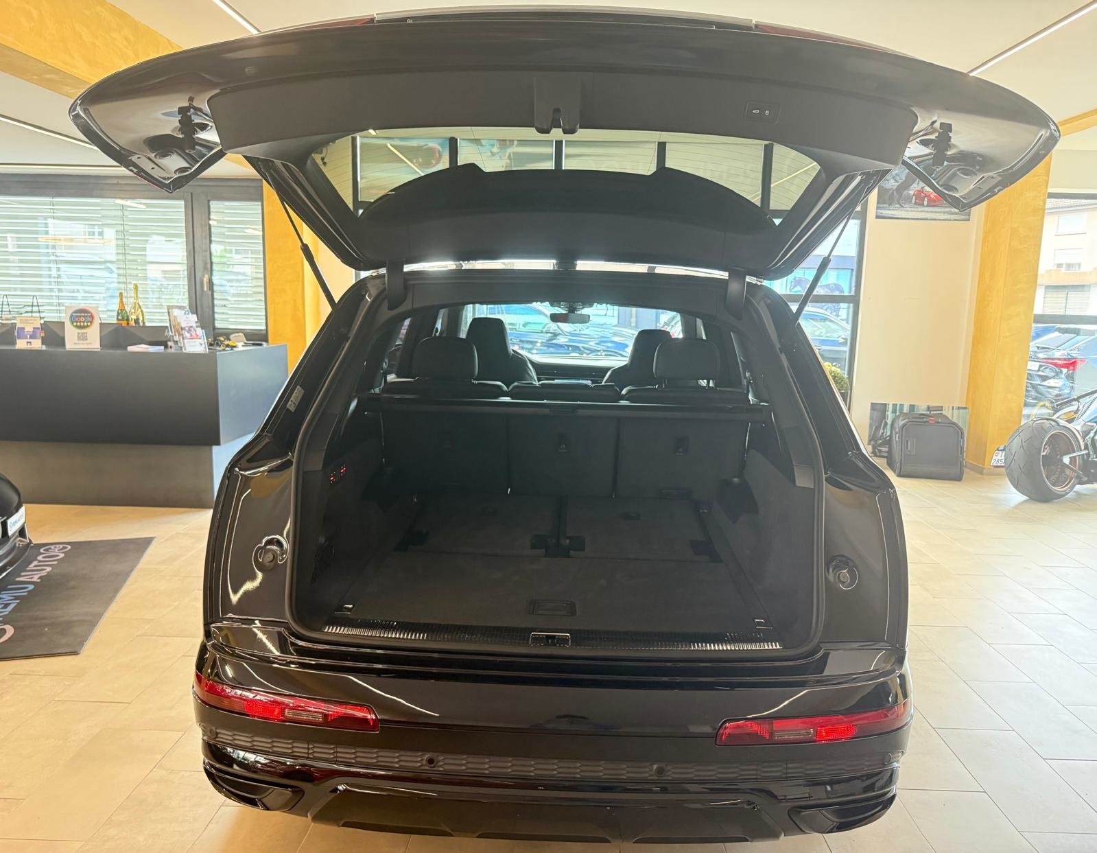 AUDI Q7 50 TDI quattro S Line tiptronic, Diesel, Occasion / Gebraucht, Automatik - 5