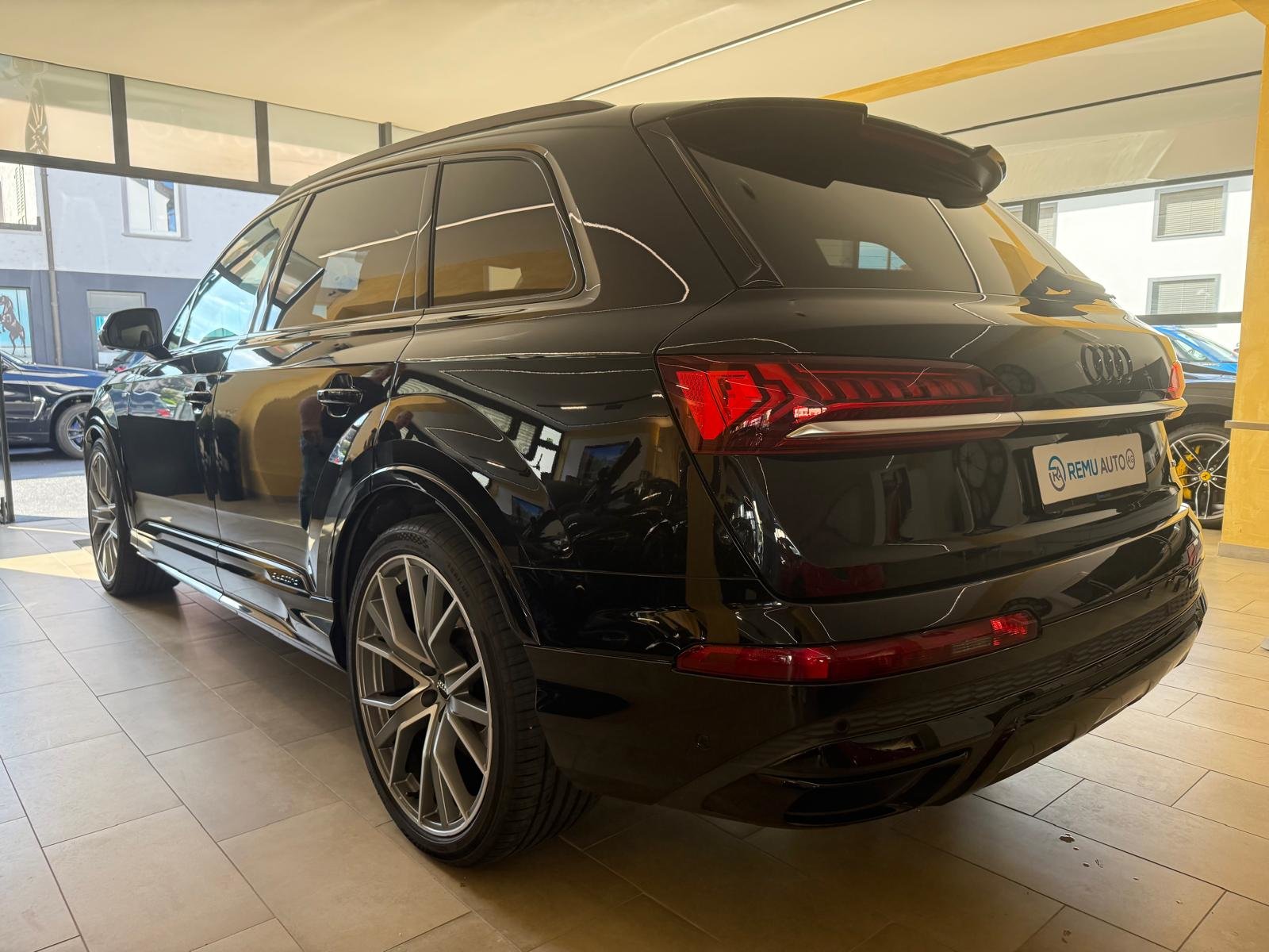 AUDI Q7 50 TDI quattro S Line tiptronic, Diesel, Occasion / Gebraucht, Automatik - 6