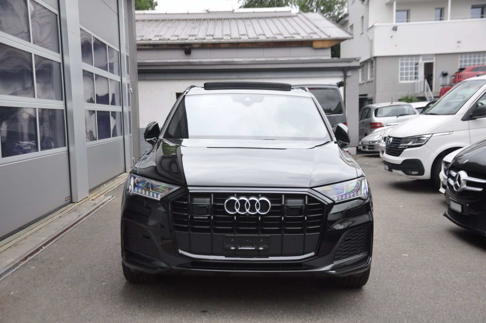 AUDI Q7 50 TDI quattro S Line tiptronic 7 Plätze I Anhänge, Diesel, Second hand / Used, Automatic - 2