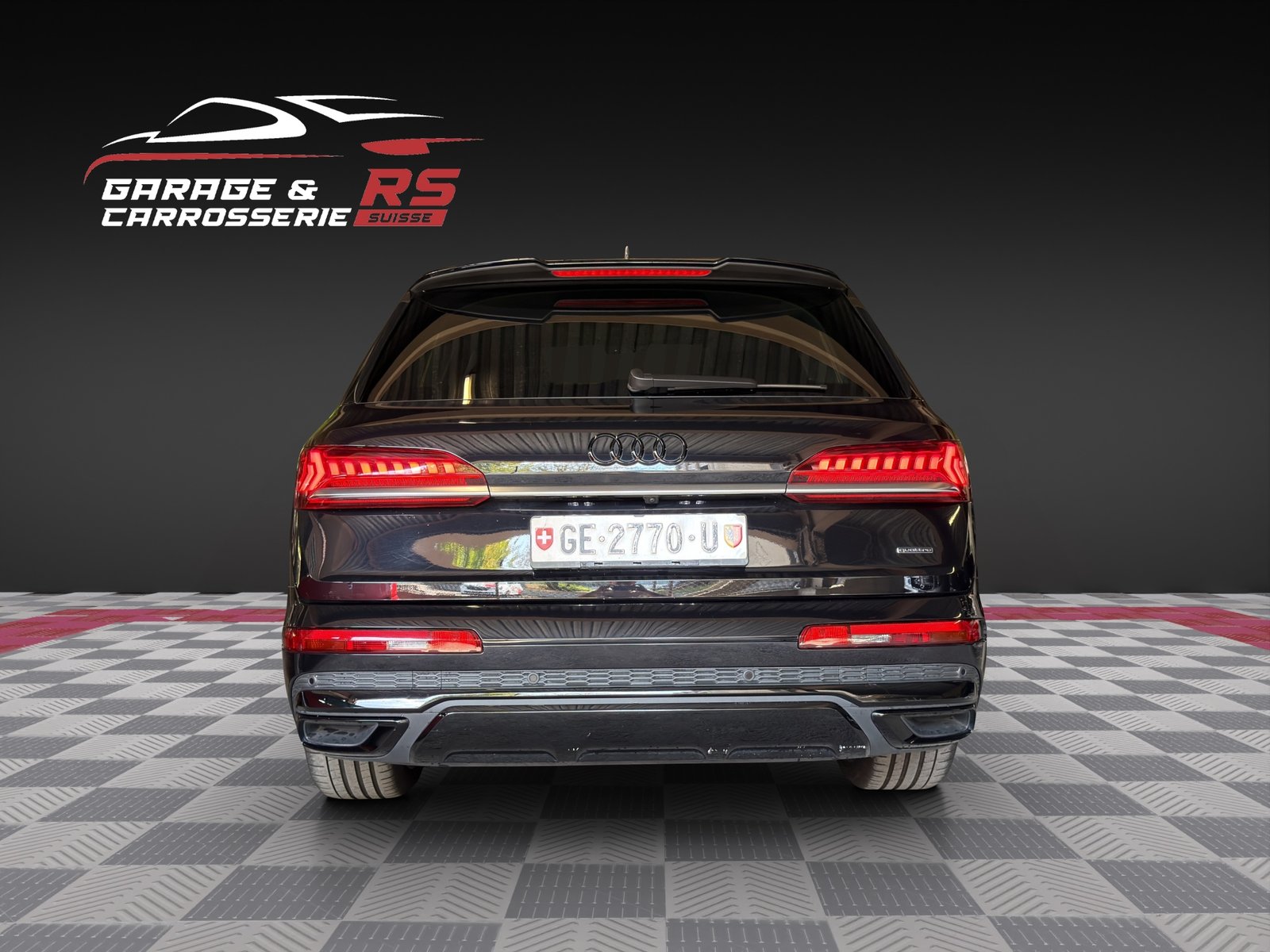 AUDI Q7 55 TFSI e quattro PHEV S line tiptronic, Plug-in-Hybrid Petrol/Electric, Second hand / Used, Automatic - 3