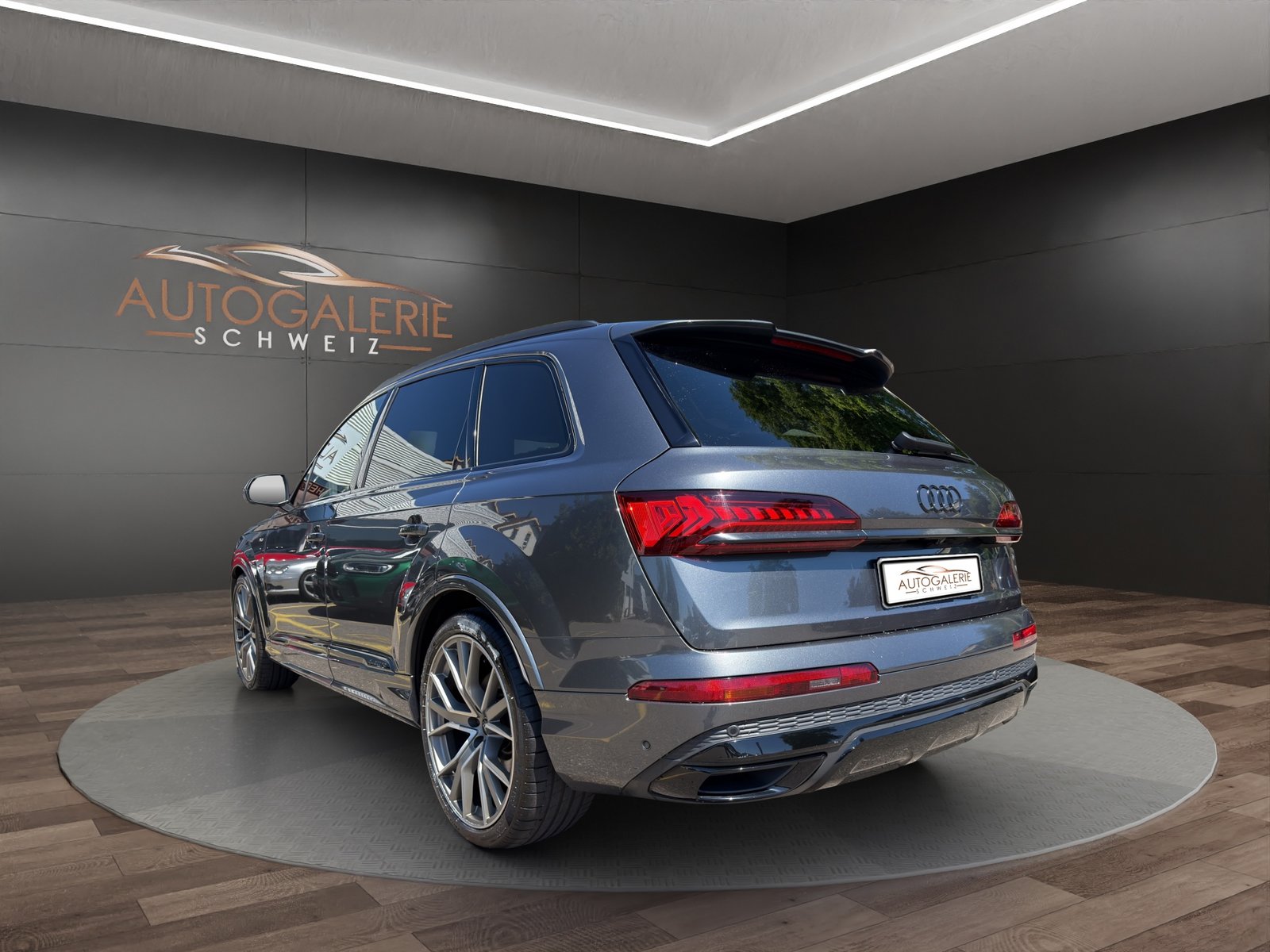 AUDI Q7 55 TFSI S Line quattro CH NP: 150K Alle Service, Mild-Hybrid Benzin/Elektro, Occasion / Gebraucht, Automatik - 3