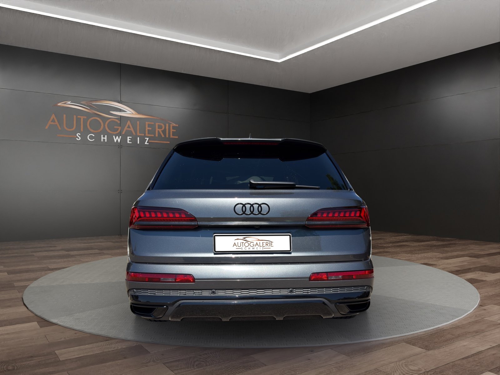 AUDI Q7 55 TFSI S Line quattro CH NP: 150K Alle Service, Mild-Hybrid Benzin/Elektro, Occasion / Gebraucht, Automatik - 4