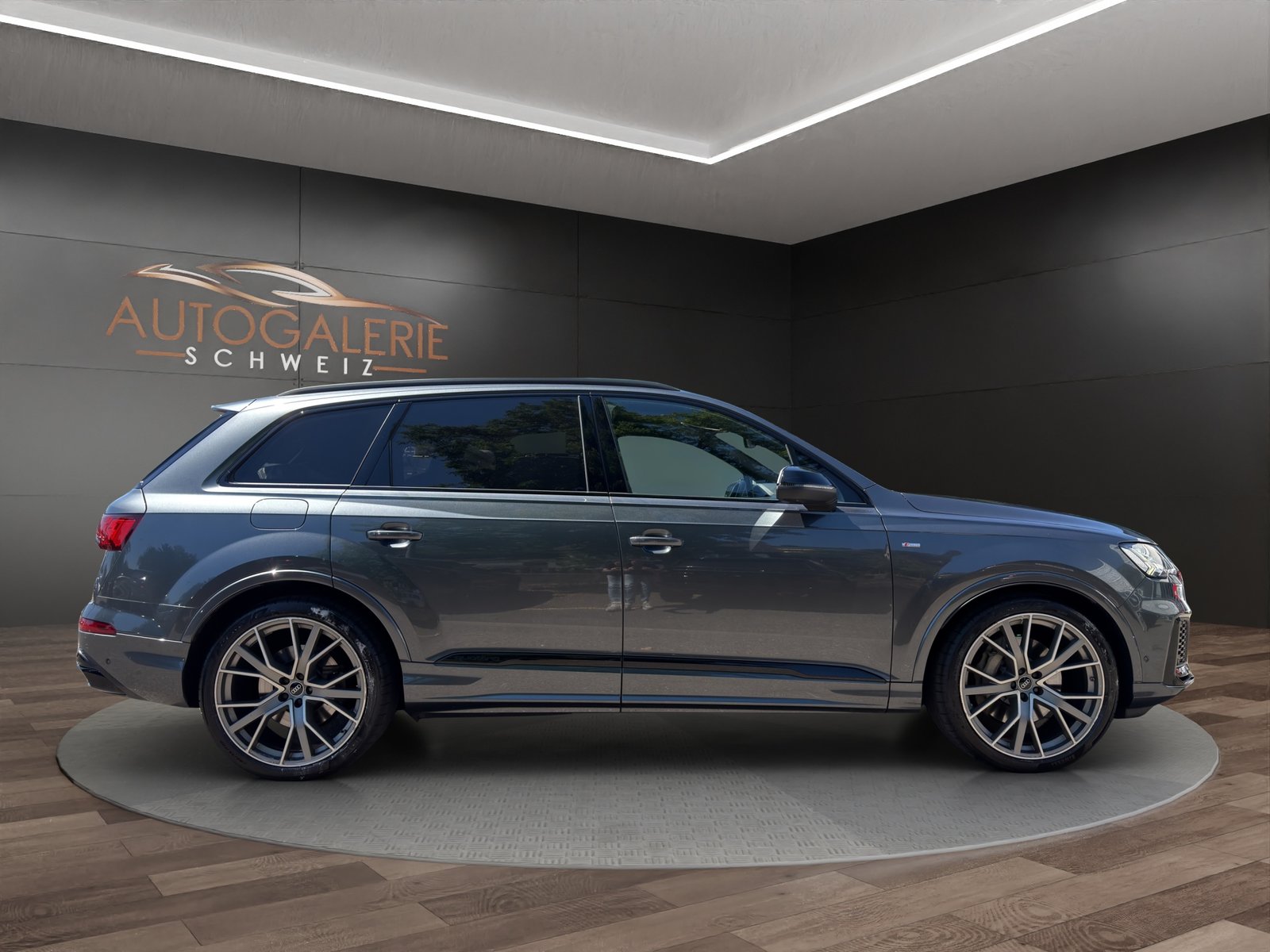 AUDI Q7 55 TFSI S Line quattro CH NP: 150K Alle Service, Mild-Hybrid Benzin/Elektro, Occasion / Gebraucht, Automatik - 6