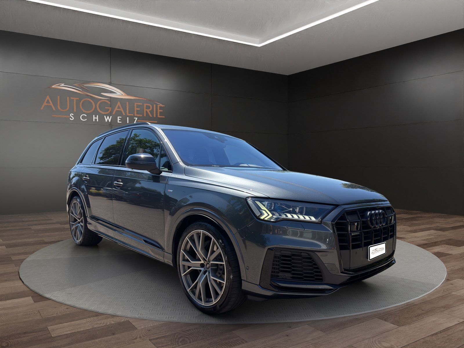 AUDI Q7 55 TFSI S Line quattro CH NP: 150K Alle Service, Mild-Hybrid Benzin/Elektro, Occasion / Gebraucht, Automatik - 7