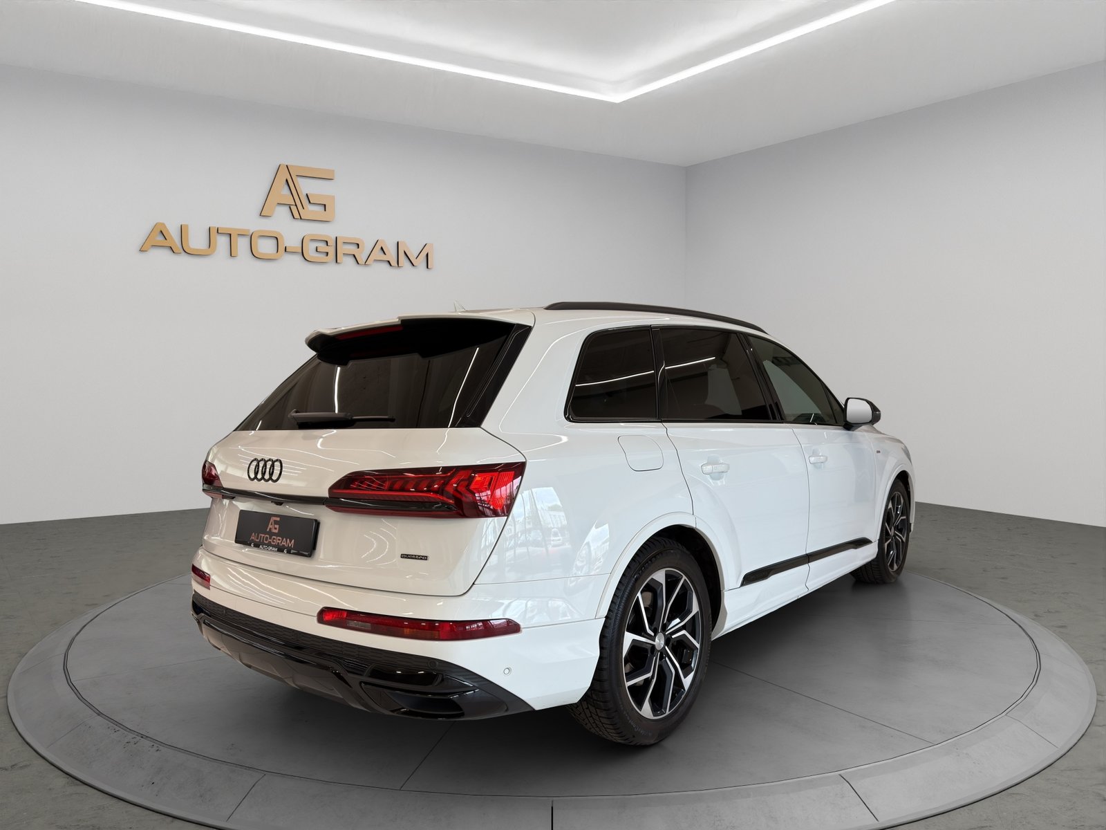 AUDI Q7 50 TDI quattro S Line tiptronic 7-Sitzer, Diesel, Occasioni / Usate, Automatico - 5
