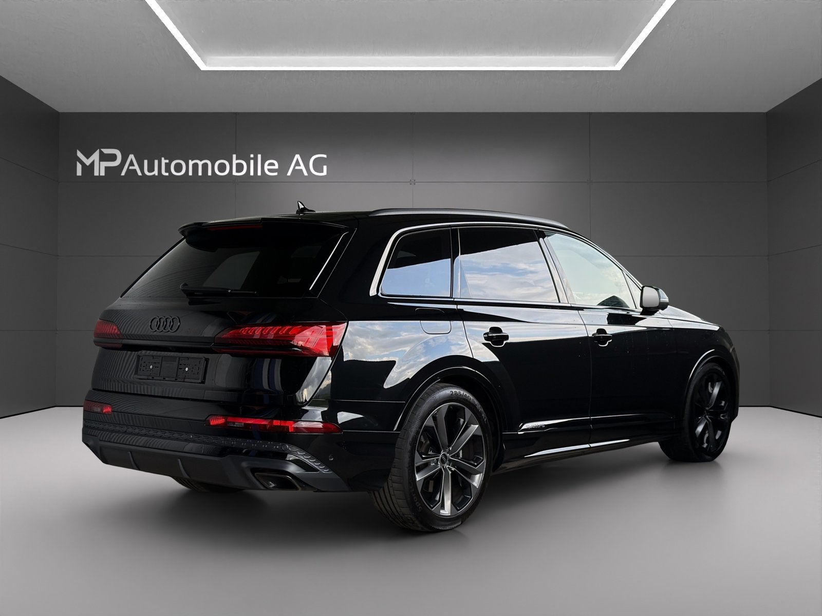 AUDI Q7 55 TFSI e quattro PHEV S line tiptronic, Plug-in-Hybrid Benzina/Elettrica, Occasioni / Usate, Automatico - 3