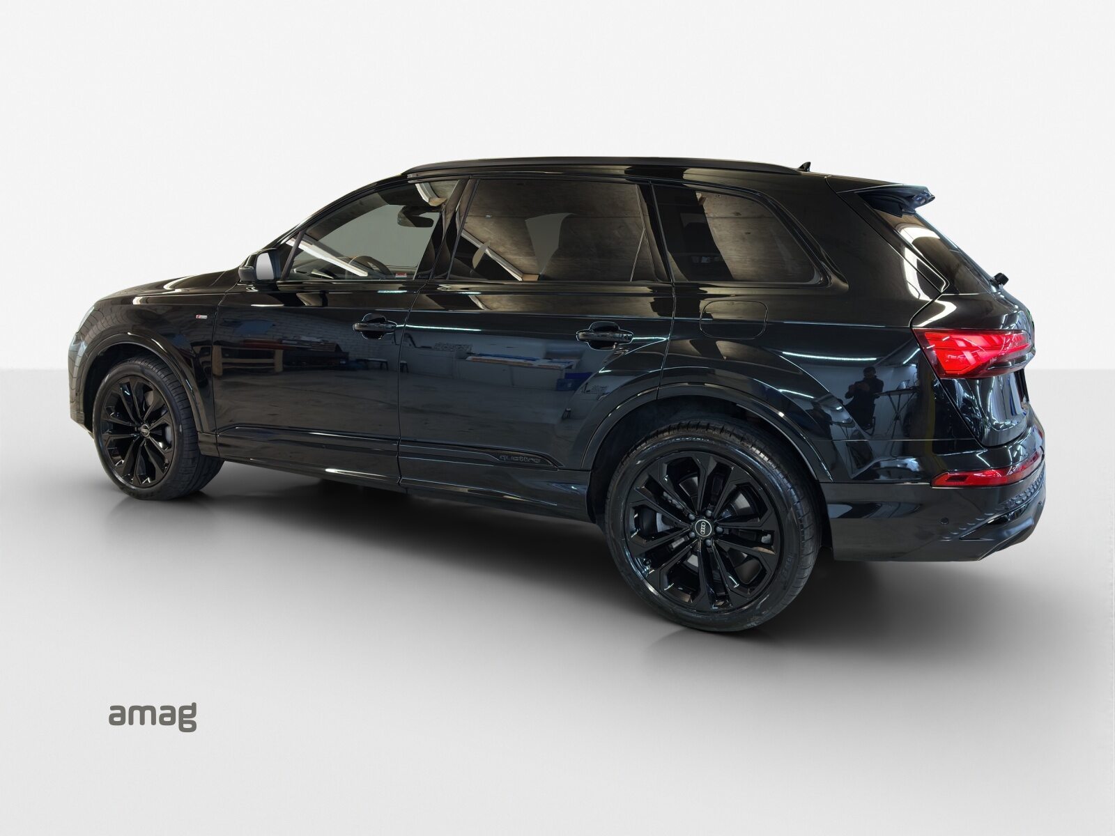AUDI Q7 SUV S line TFSI e 290 kW, Full-Hybrid Petrol/Electric, Second hand / Used, Automatic - 3