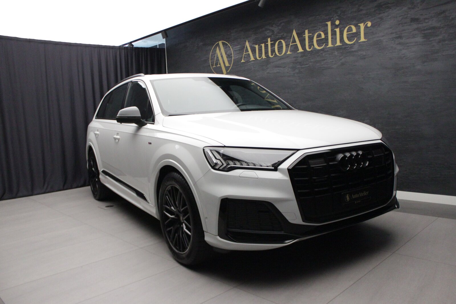 AUDI Q7 45 TDI quattro S Line tiptronic