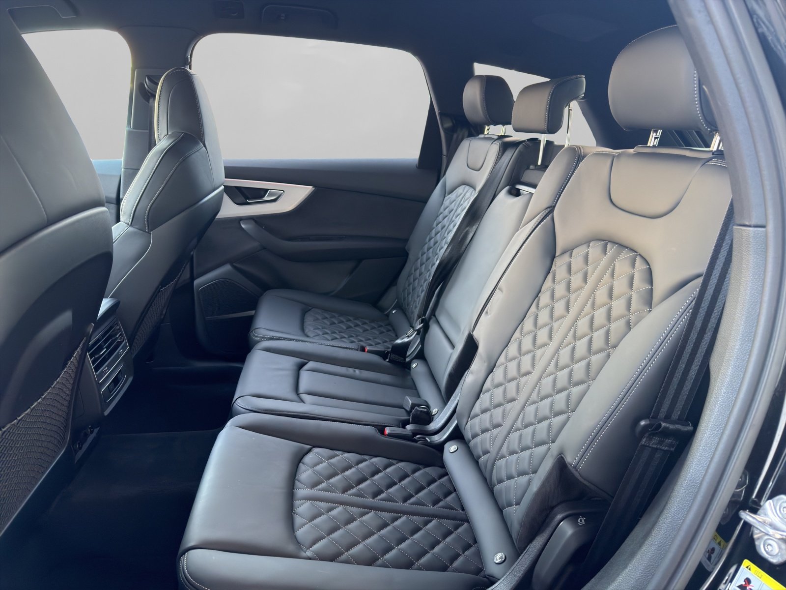 AUDI Q7 SUV 3.0 55 TFSI e S Line quattro T-Tronic, Plug-in-Hybrid Benzin/Elektro, Occasion / Gebraucht, Automat - 7