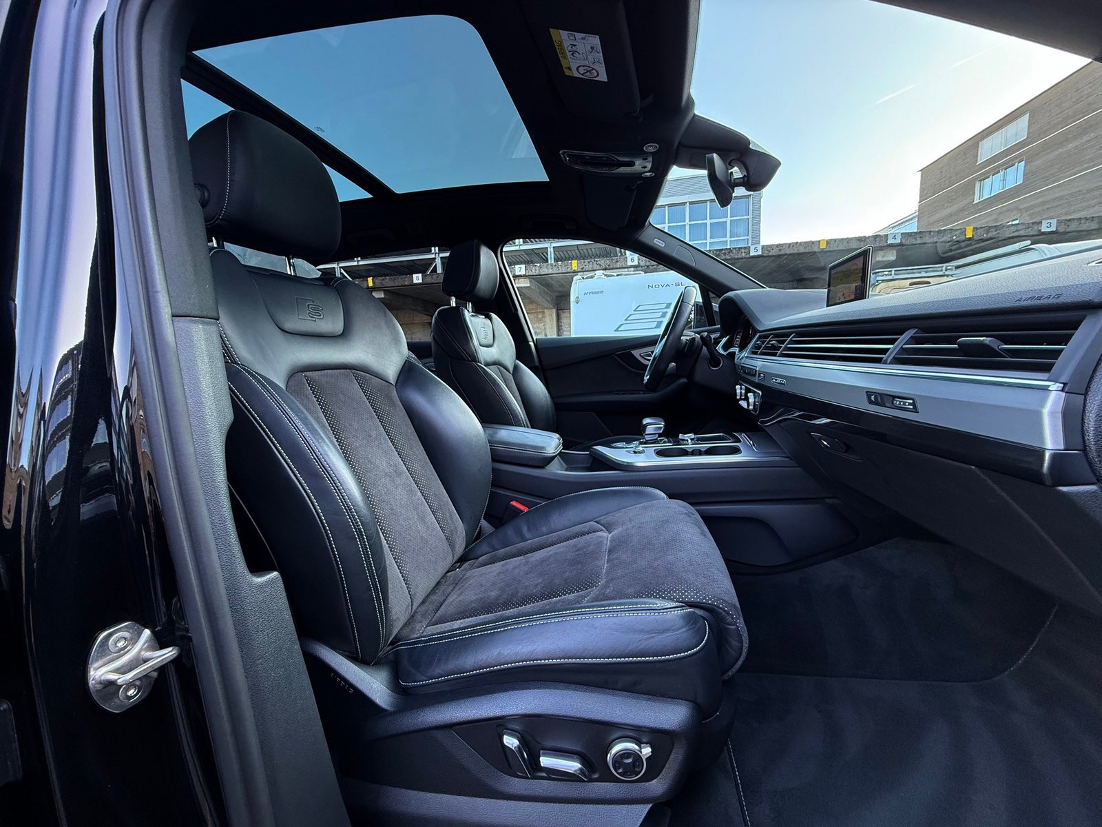 AUDI Q7 3.0 TDI quattro tiptronic S-Line 7 Sitze AHK, Diesel, Occasion / Utilisé, Automatique - 7