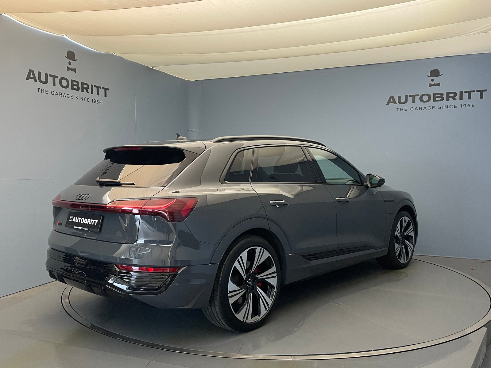 AUDI Q8 e-tron 50 S Line quattro, Elettrica, Occasioni / Usate, Automatico - 4