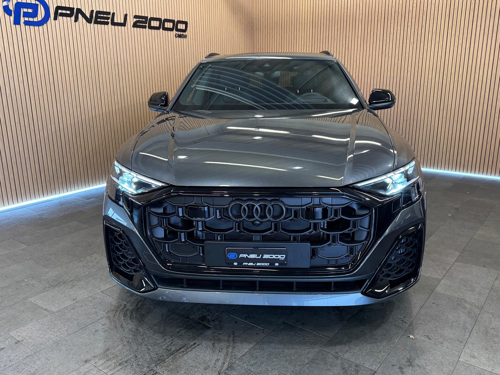 AUDI Q8 SUV TFSI e quattro 290 kW tiptronic, Hybride Rechargeable Essence/Électricité, Voiture nouvelle, Automatique - 2