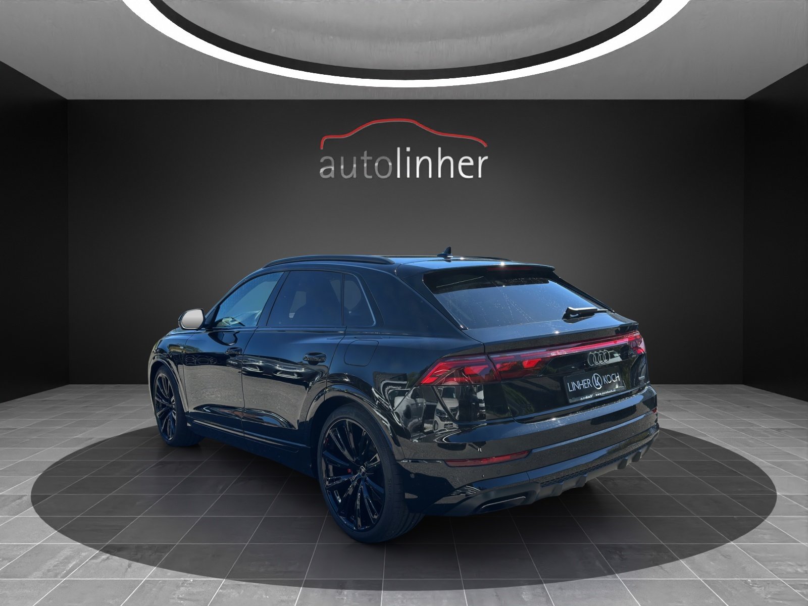 AUDI Q8 SUV TFSI e quattro 360 kW tiptronic, Plug-in-Hybrid Petrol/Electric, Ex-demonstrator, Automatic - 3