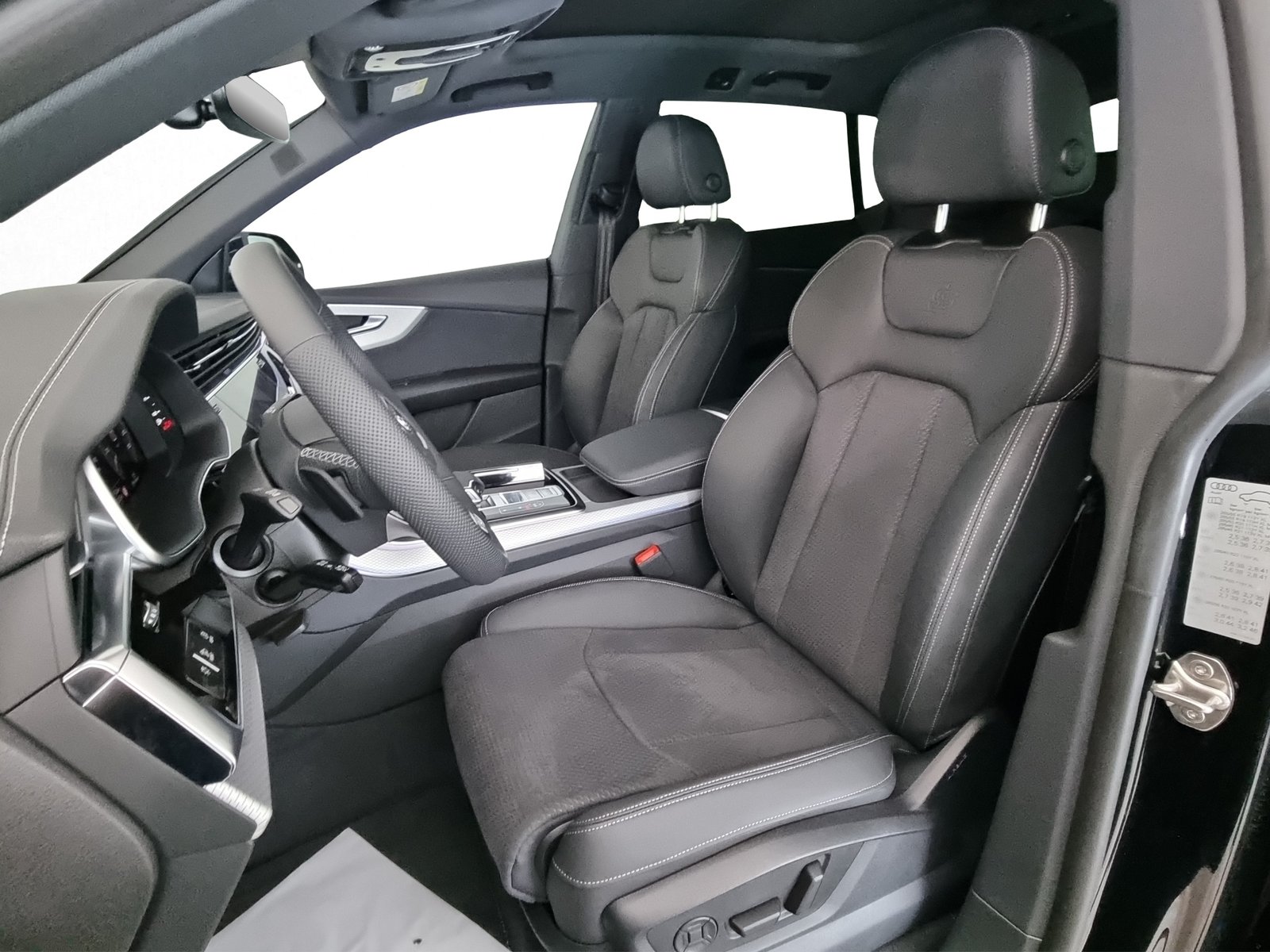 AUDI Q8 TFSI e quattro 290 kW tiptronic, Plug-in-Hybrid Benzin/Elektro, Automatik - 6