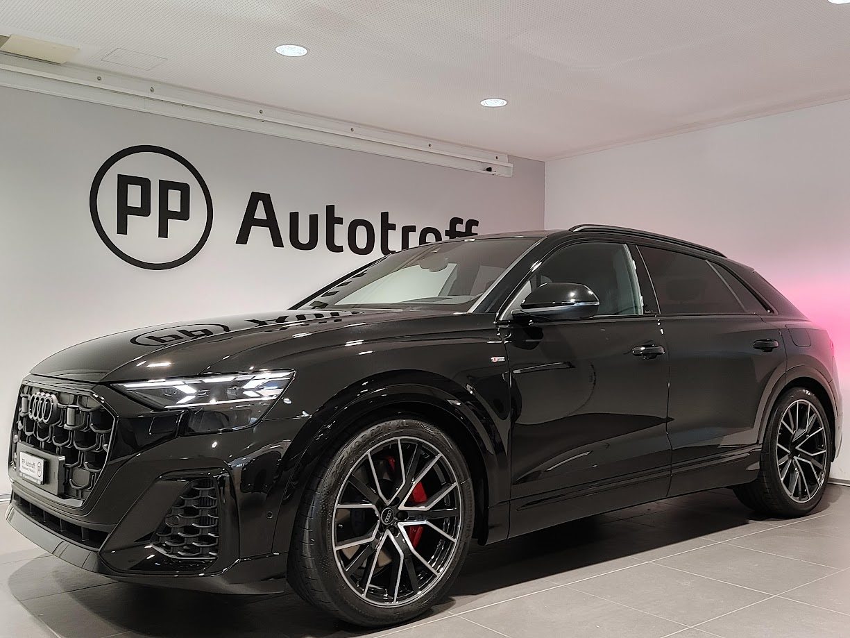 AUDI Q8 SUV TFSI e 290 kW Attraction, Hybride Integrale Benzina/Elettrica, Auto nuove, Automatico - 2