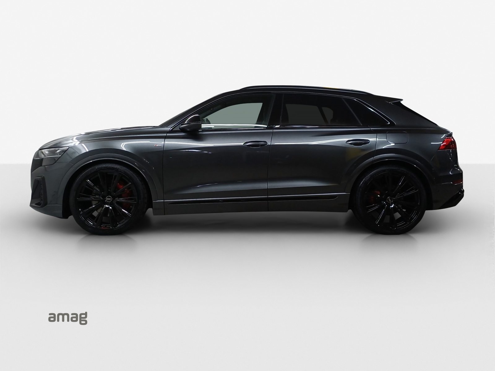 AUDI Q8 SUV TFSI e 290 kW Attraction, Voll-Hybrid Benzin/Elektro, Neuwagen, Automatik - 2