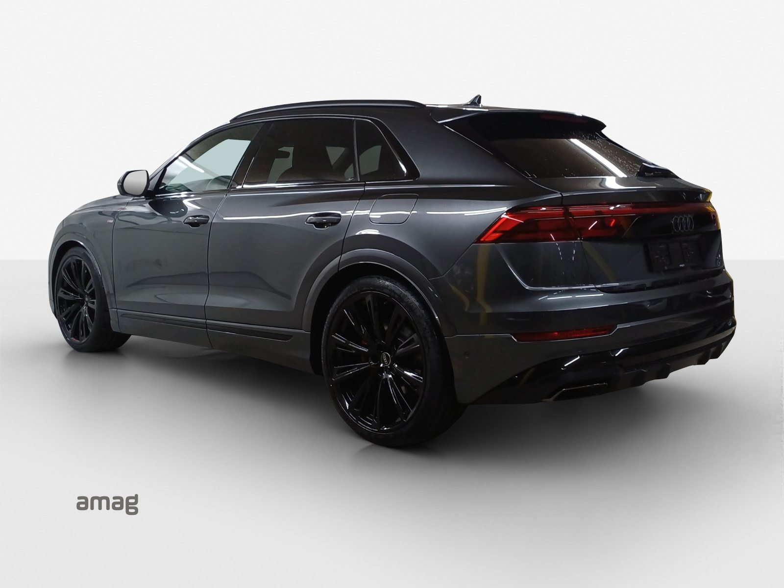 AUDI Q8 SUV TFSI e 290 kW Attraction, Voll-Hybrid Benzin/Elektro, Neuwagen, Automatik - 3