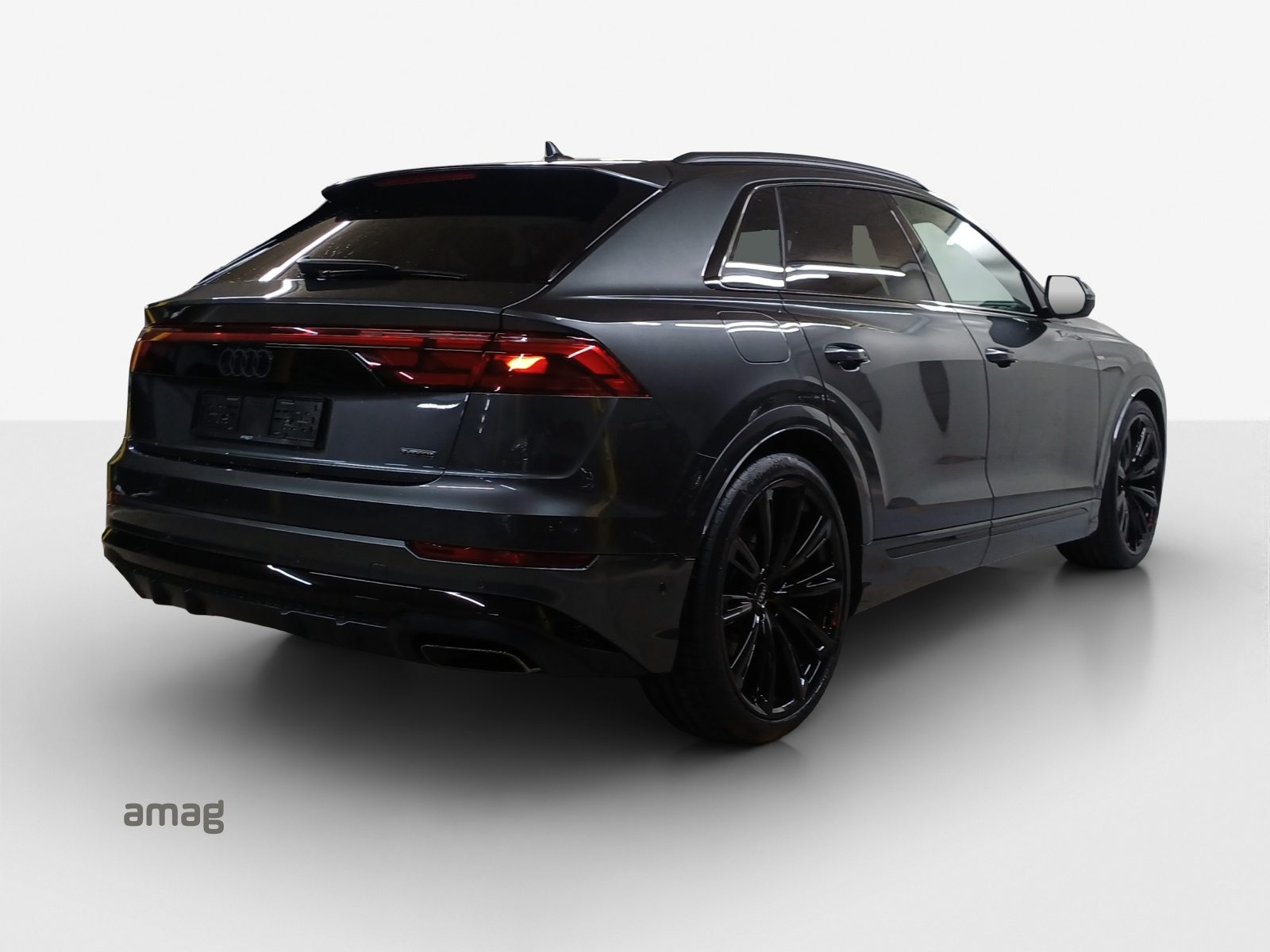 AUDI Q8 SUV TFSI e 290 kW Attraction, Voll-Hybrid Benzin/Elektro, Neuwagen, Automatik - 5
