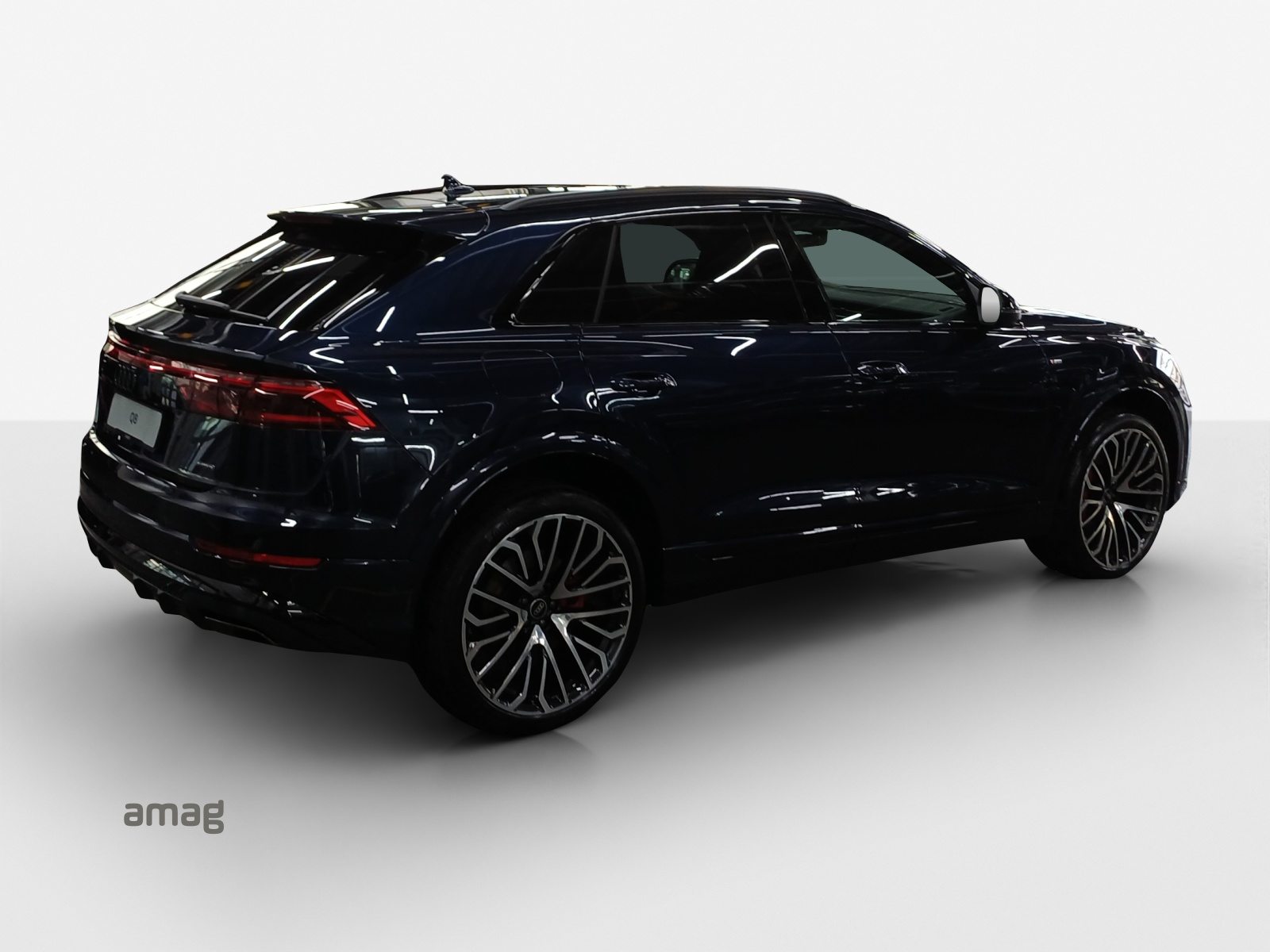 AUDI Q8 SUV TFSI e 290 kW Attraction, Full-Hybrid Petrol/Electric, New car, Automatic - 5