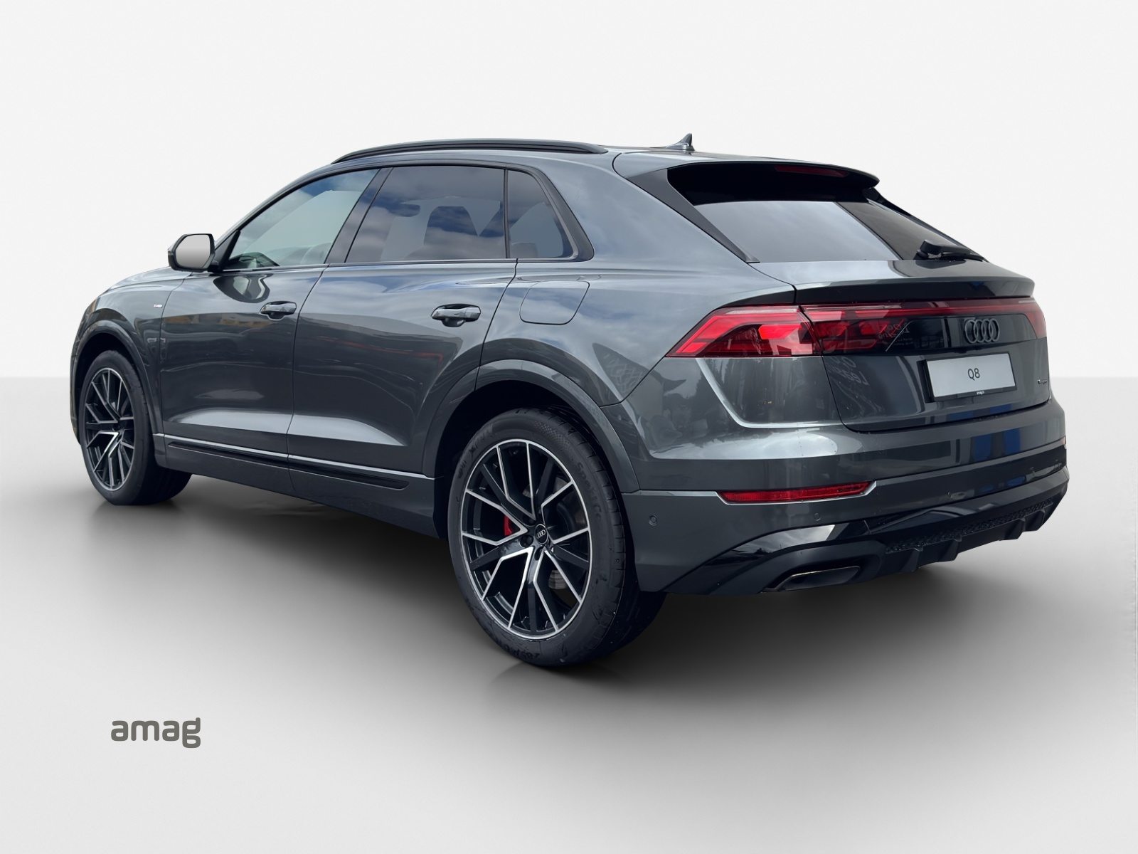 AUDI Q8 SUV TFSI e 290 kW Attraction, Full-Hybrid Petrol/Electric, New car, Automatic - 3