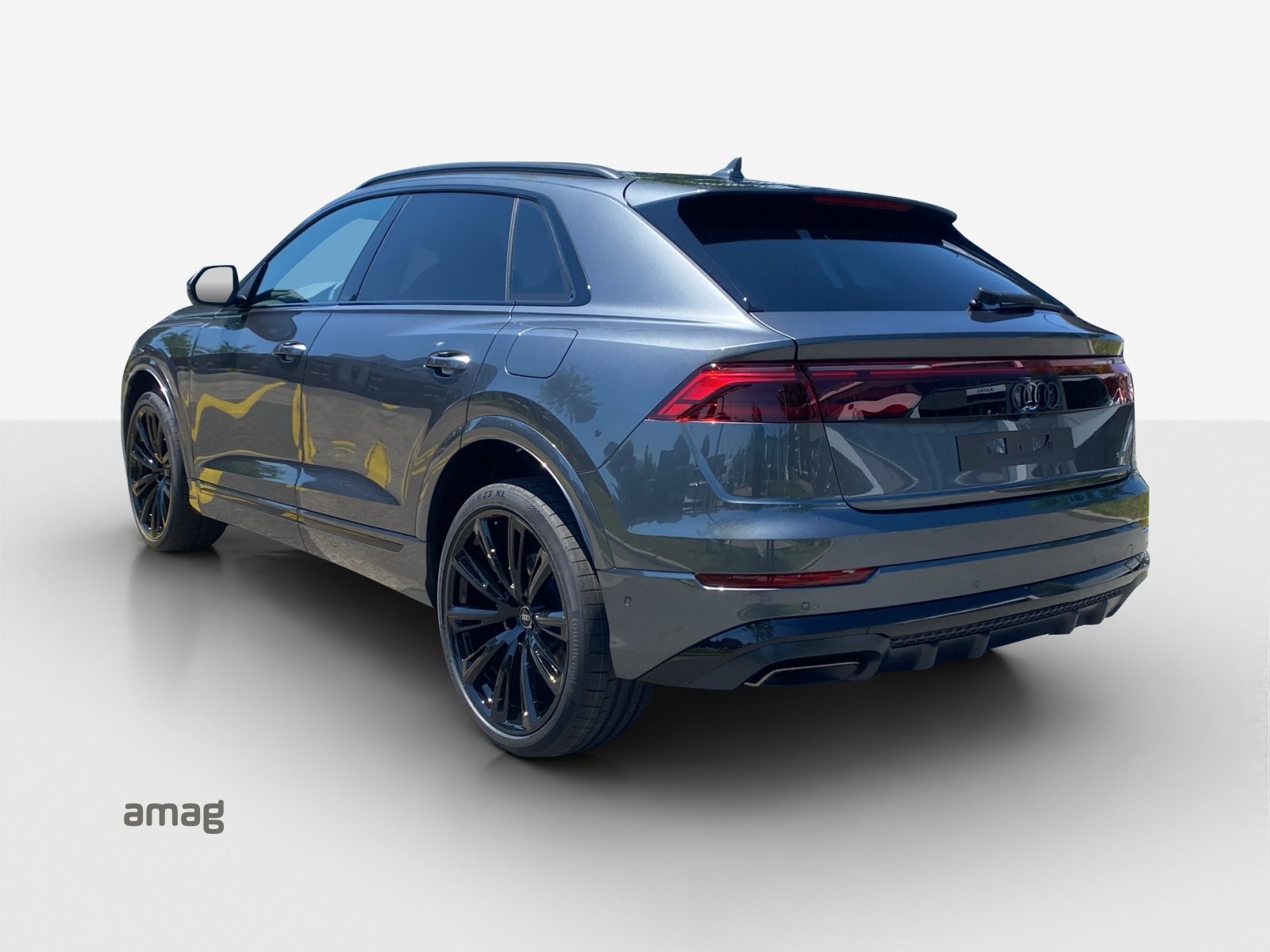 AUDI Q8 SUV e-hybrid 290 kW Attraction, Full-Hybrid Petrol/Electric, New car, Automatic - 3