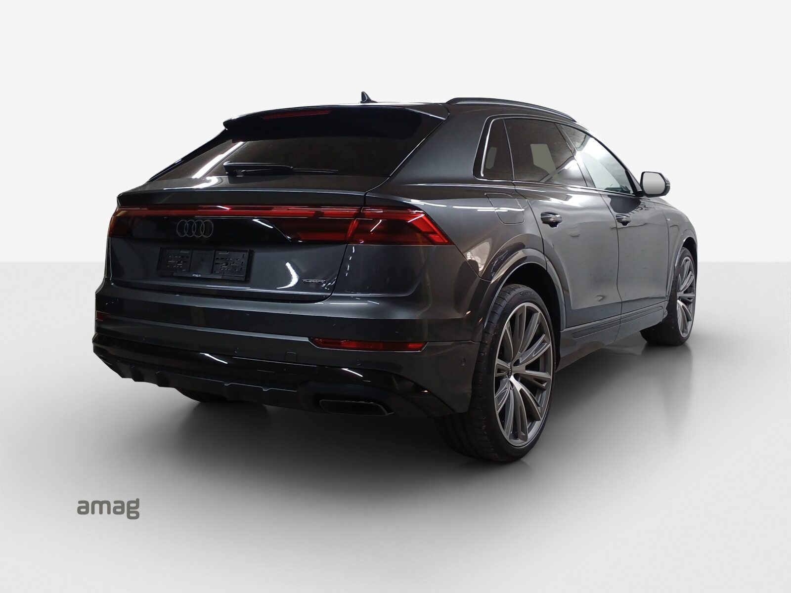AUDI Q8 SUV TFSI e 290 kW Attraction, Full-Hybrid Petrol/Electric, New car, Automatic - 5