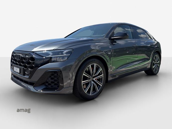 AUDI Q8 SUV  TFSI e 360 kW, Hybride Integrale Benzina/Elettrica, Auto nuove, Automatico