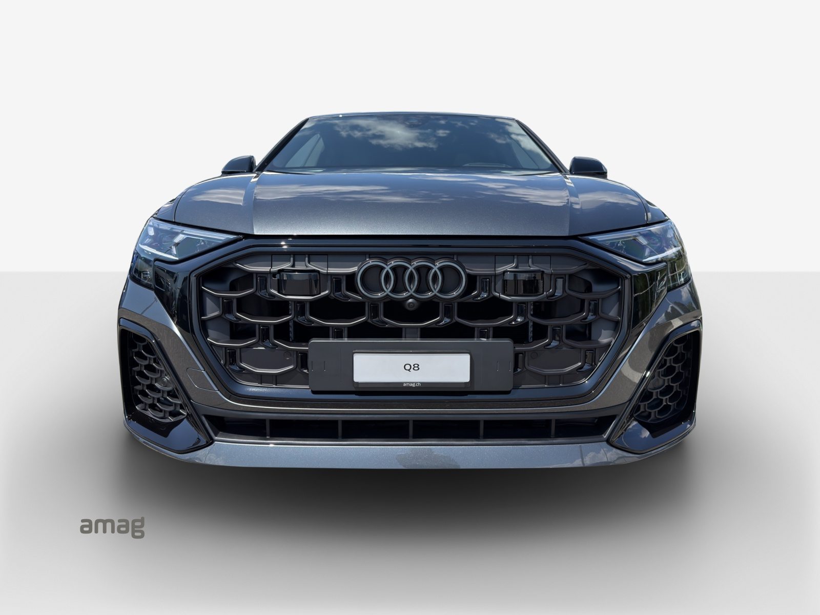 AUDI Q8 SUV  TFSI e 360 kW, Voll-Hybrid Benzin/Elektro, Neuwagen, Automatik - 7