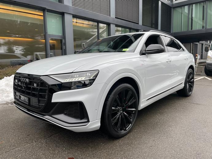 AUDI Q8 60 TFSI e quattro PHEV tiptronic, Plug-in-Hybrid Benzina/Elettrica, Auto nuove, Automatico