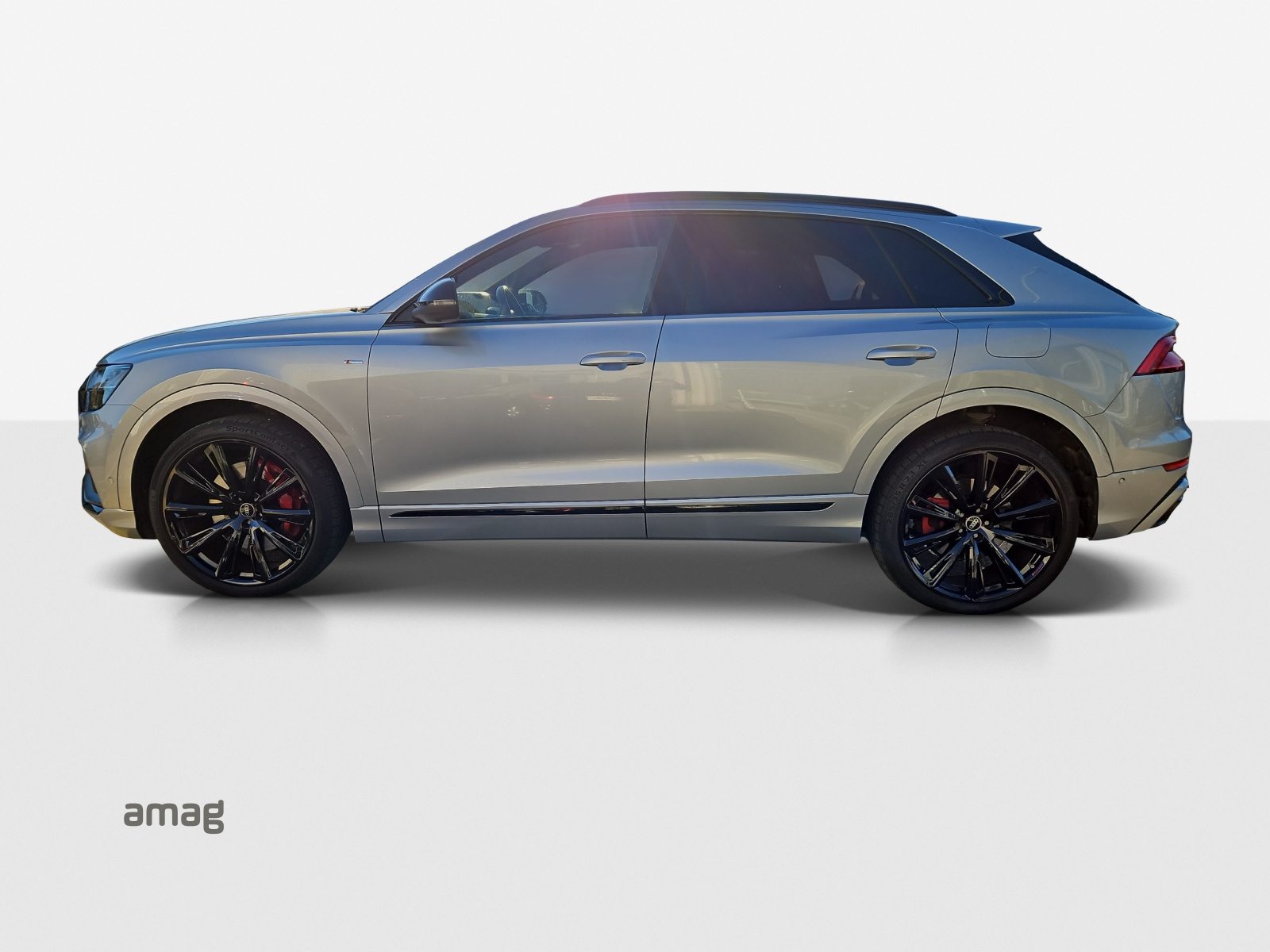 AUDI Q8 60 TFSI e, Hybride Intégral Essence/Électricité, Occasion / Utilisé, Automatique - 2