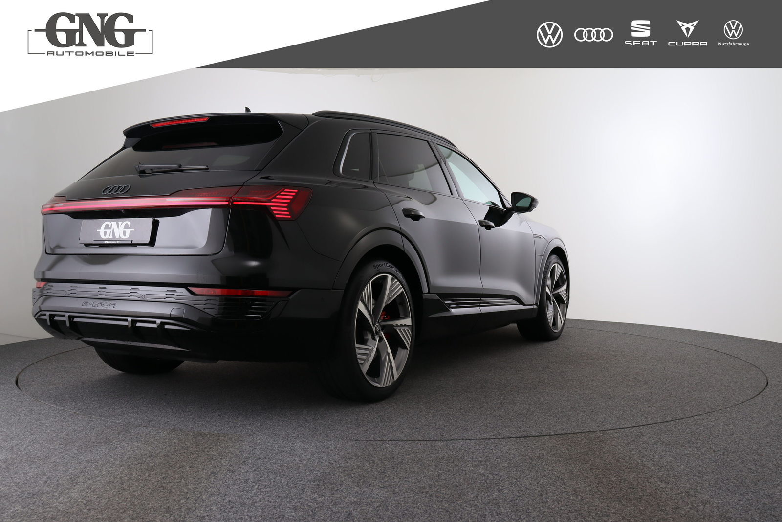 AUDI Q8 55 e-tron Black Edition, Électrique, Occasion / Utilisé, Automatique - 4