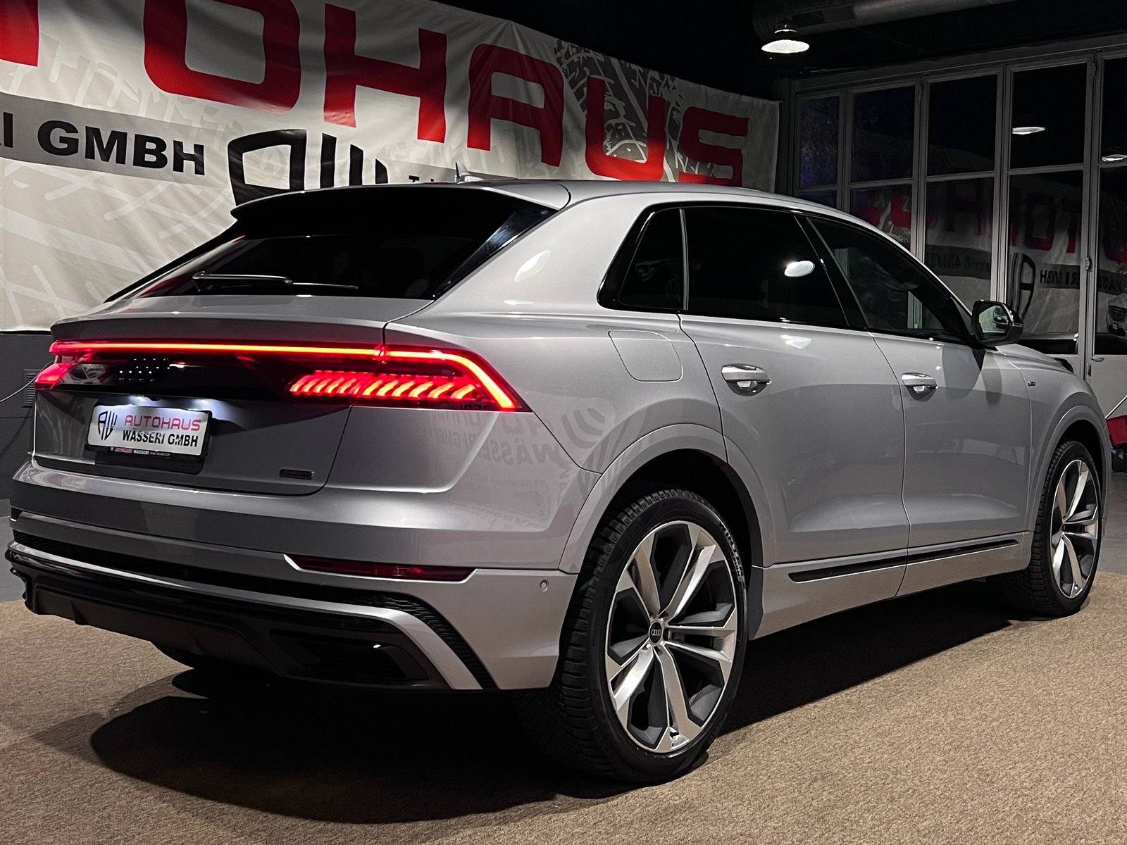 AUDI Q8 55 TFSI S-Line e quattro PHEV tiptronic, Plug-in-Hybrid Benzina/Elettrica, Occasioni / Usate, Automatico - 3