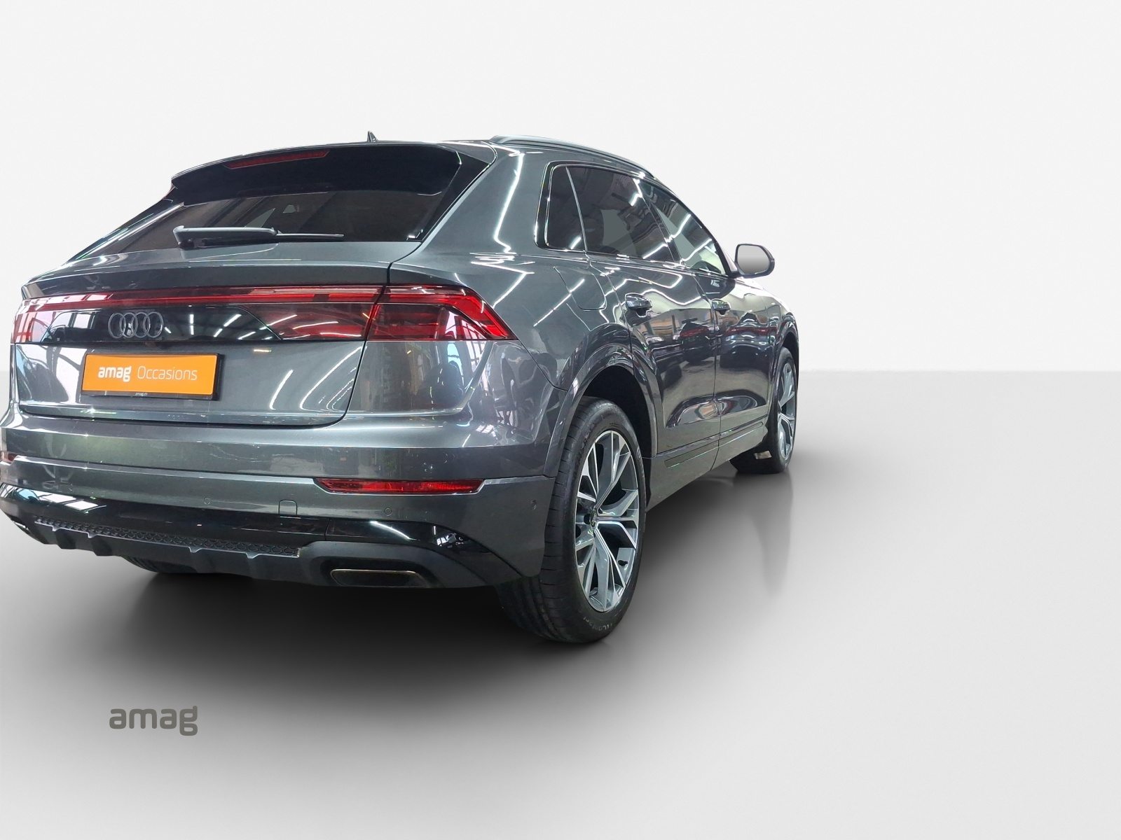 AUDI Q8 SUV 55 TFSI e, Voll-Hybrid Benzin/Elektro, Occasion / Gebraucht, Automatik - 6