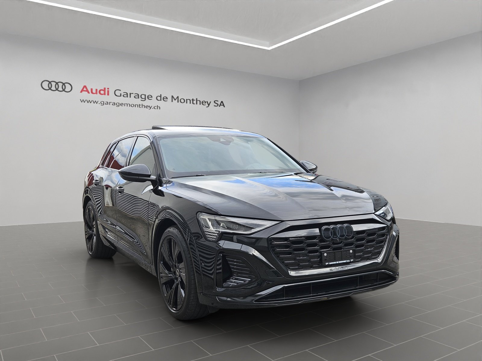 AUDI Q8 55 e-tron S line quattro, Elettrica, Occasioni / Usate, Automatico - 3