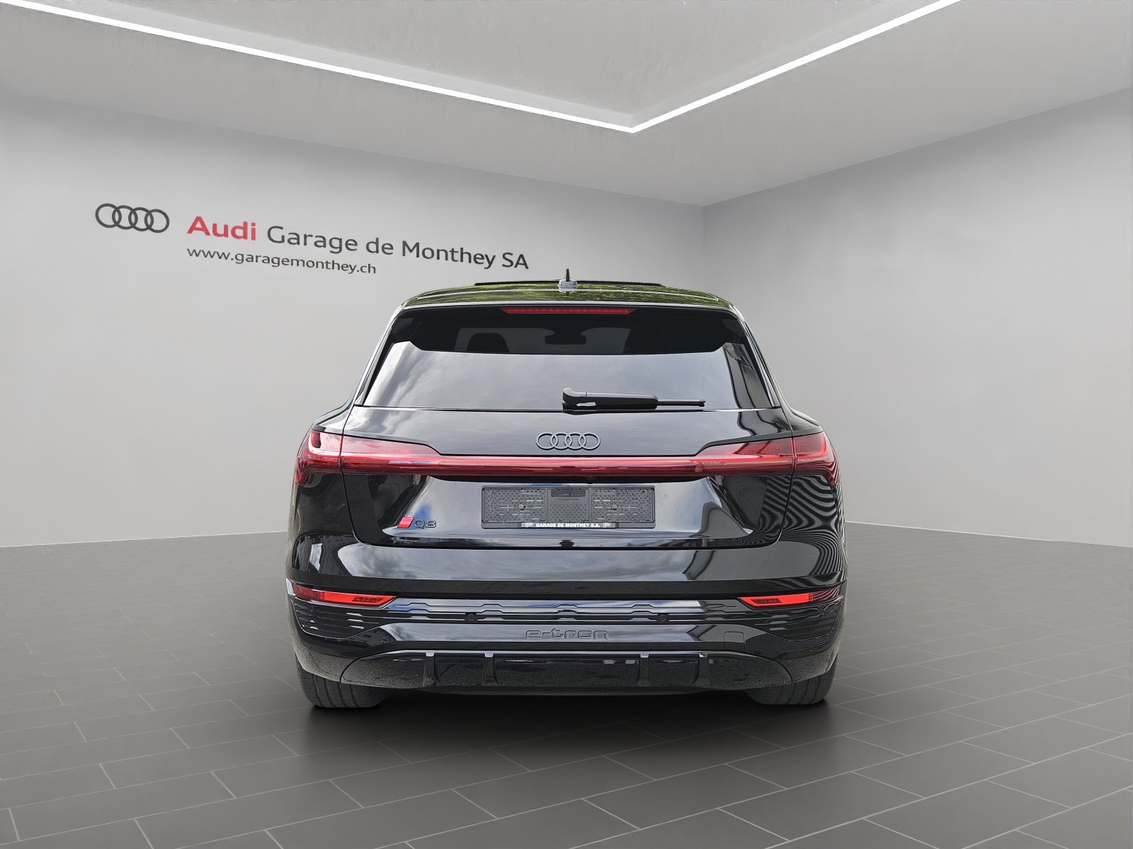 AUDI Q8 55 e-tron S line quattro, Elettrica, Occasioni / Usate, Automatico - 5